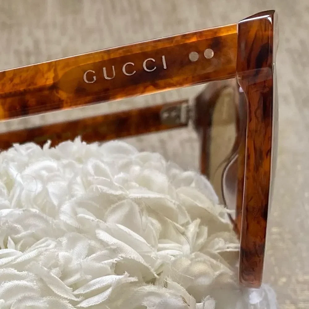 Gucci Brown Havana Rectangular/Square Sunglasses. EUC! Complete Set